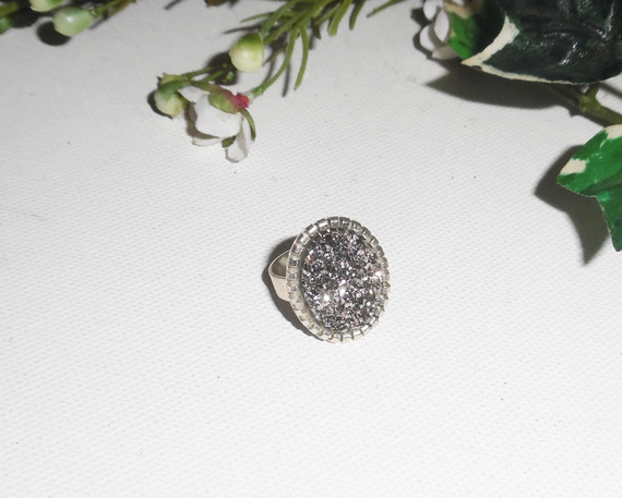 Anel original de cabochon com pedra pirita em anel ajustável