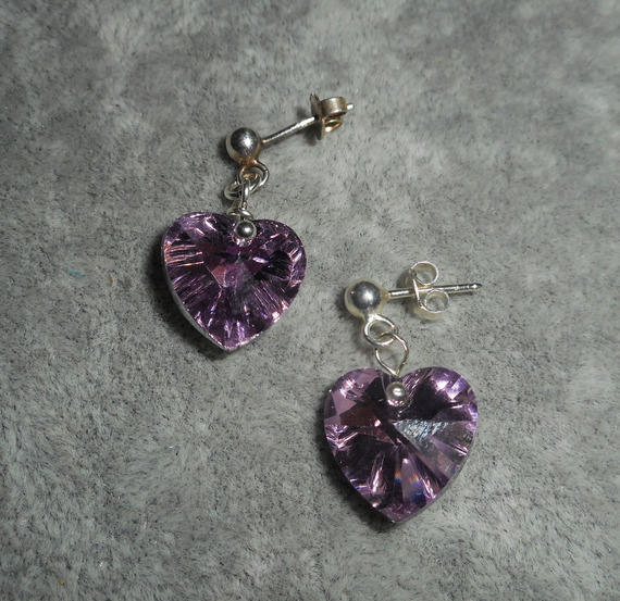 Brincos Swarovski com coração de cristal em 925 tachas de prata