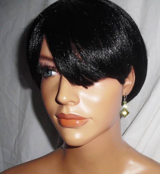 Brincos de cristal verde com diamantes em prata de 925 libras esterlinas