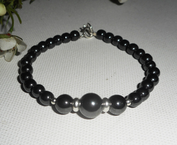 Pulseira com pedras hematita e prata 925