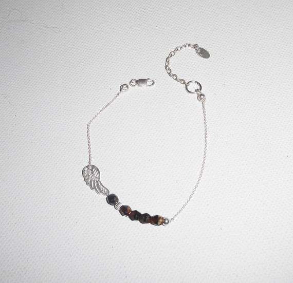 Asa original de cristal castanho e pulseira de missangas em corrente de prata 925