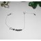 Pulseira original em tinta marinha e pequenas pérolas hematita numa corrente de prata 925