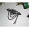 Broche de gato de resina preta com cristais de strass e corrente preta
