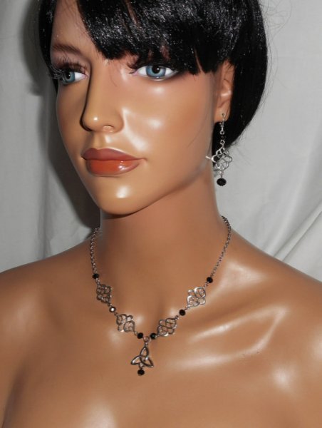 Tiara de cristal negro da Boémia com motivos celtas 2 em 1