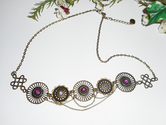 Tiara de bronze com strass de cristal Swarovski rosa e púrpura
