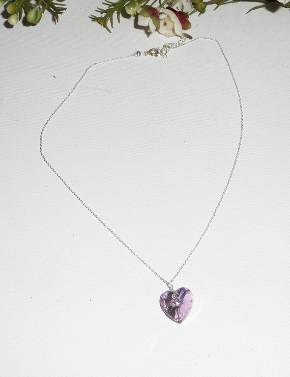 Pingente de coração roxo em cristal Swarovski sobre corrente de prata 925