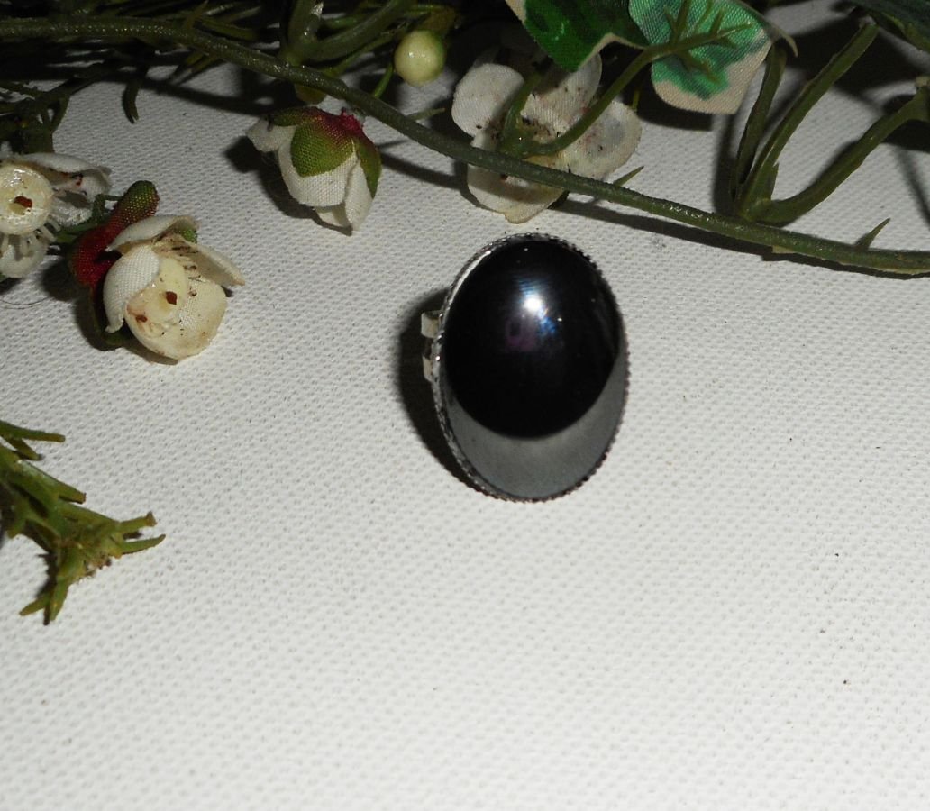 Anel de cabochon Hematite
