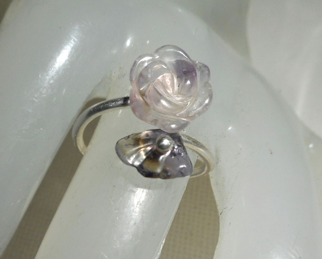 Ametista Roxo e 925 Flor de Prata e Anel de Pedra