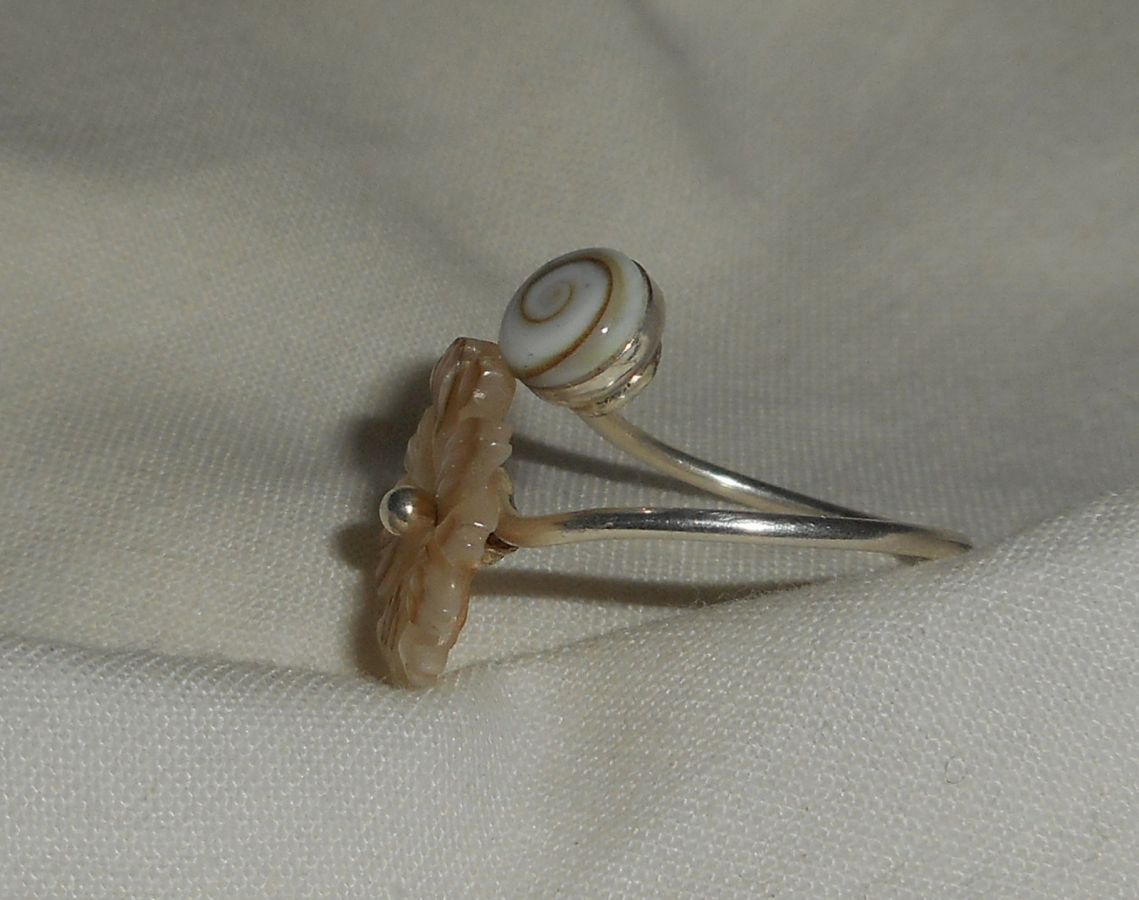 Anel Original 925 Sterling Silver Ring com Mãe de Pérola Margarida e Olho de Santa Lúcia