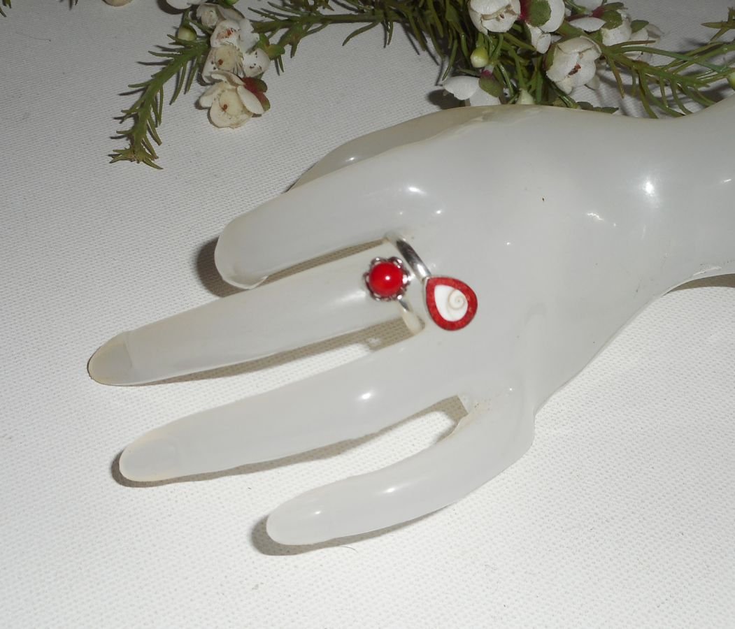 Anel original de prata 925 com gorgon vermelho e olho de Santa Lúcia