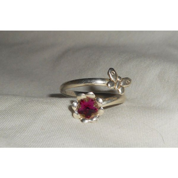 Anel original de prata 925 com flor de cristal e borboleta