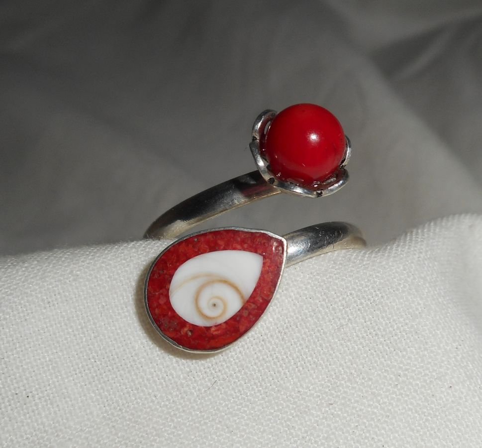 Anel original de prata 925 com gorgon vermelho e olho de Santa Lúcia
