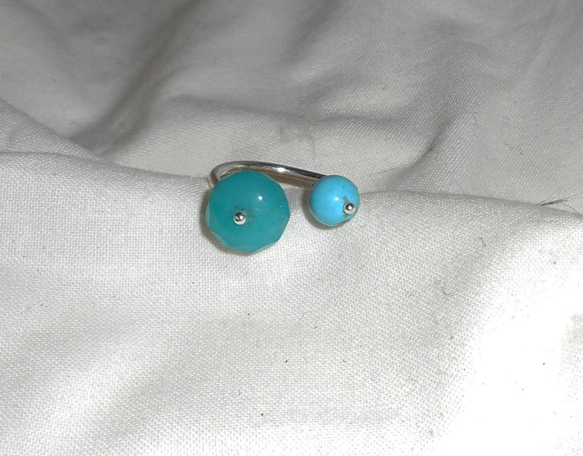 Anel original de pedra azul dupla em jade e turquenite e prata 925