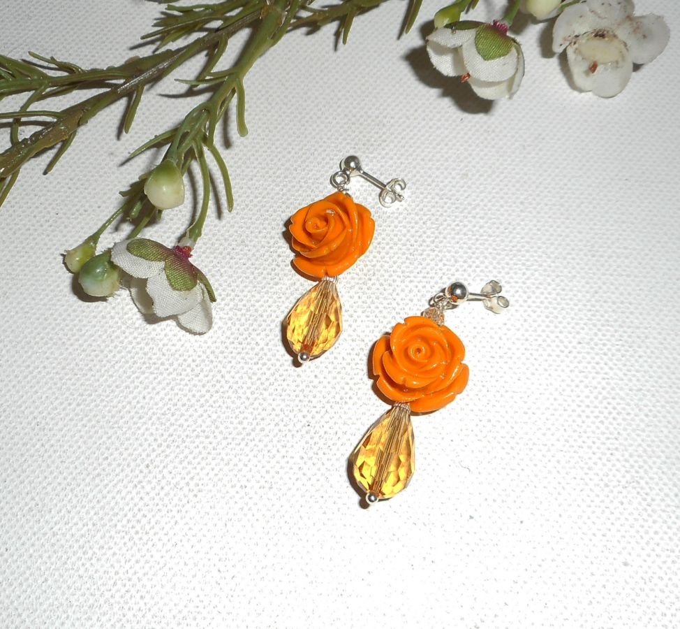 Brincos com rosa mostarda e gotas de cristal boémio, prata 925