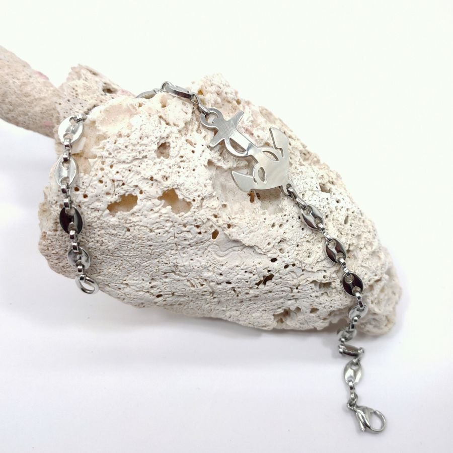 Pulseira de âncora sobre uma cadeia de grãos de café de aço 