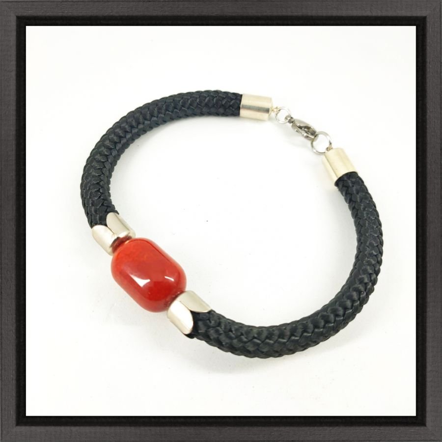 Pulseira de corda tecida com pedra de cano carneliano