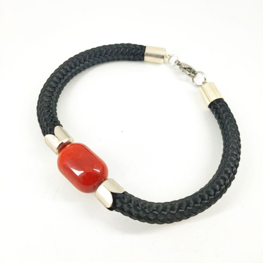 Pulseira de corda tecida com pedra de cano carneliano