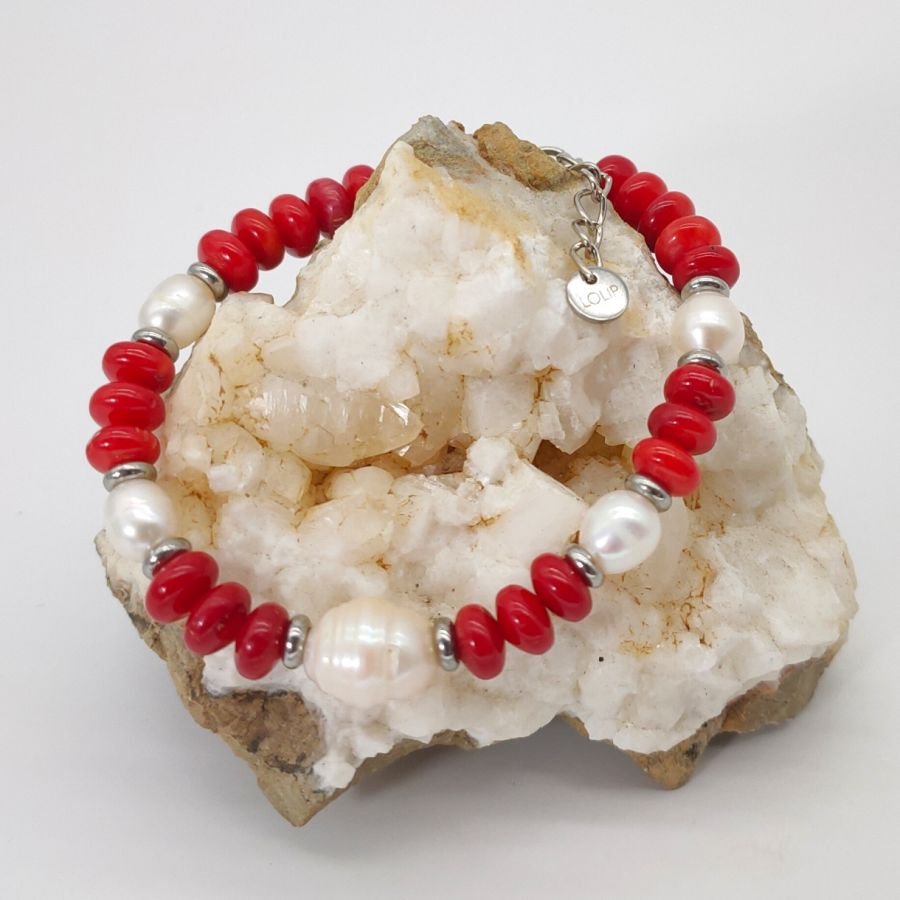 Pérola cultivada e bracelete gorgoniana vermelha