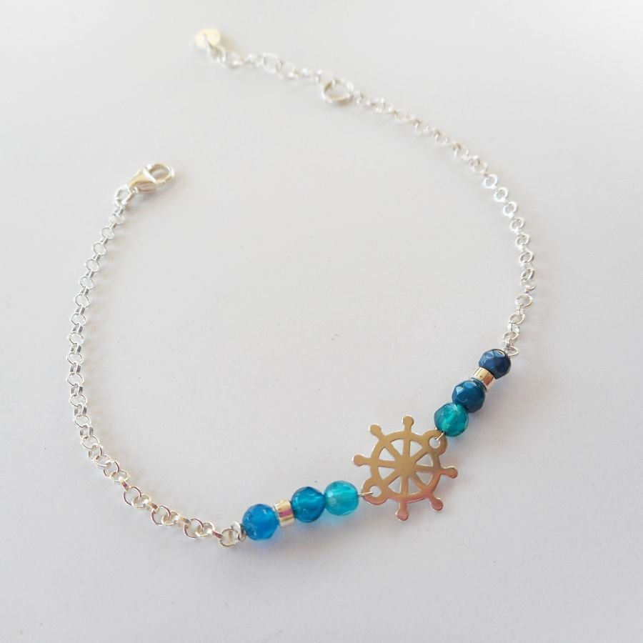Pulseira de pedra ágata azul com leme sobre corrente de prata 925