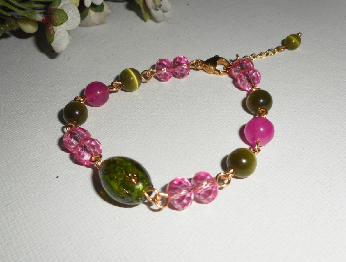 Murano Vidro e pulseira de cristal rosa e verde sobre corrente de aço dourado
