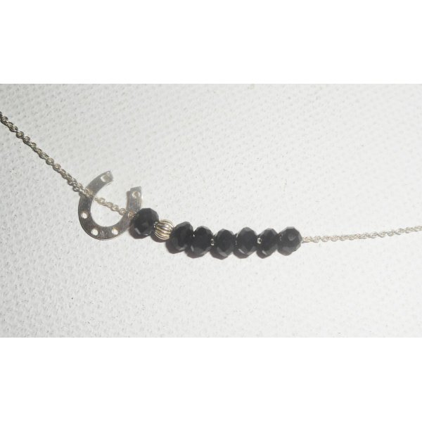 925 colar de gargantilha de prata com pequenas ferraduras e contas de cristal preto