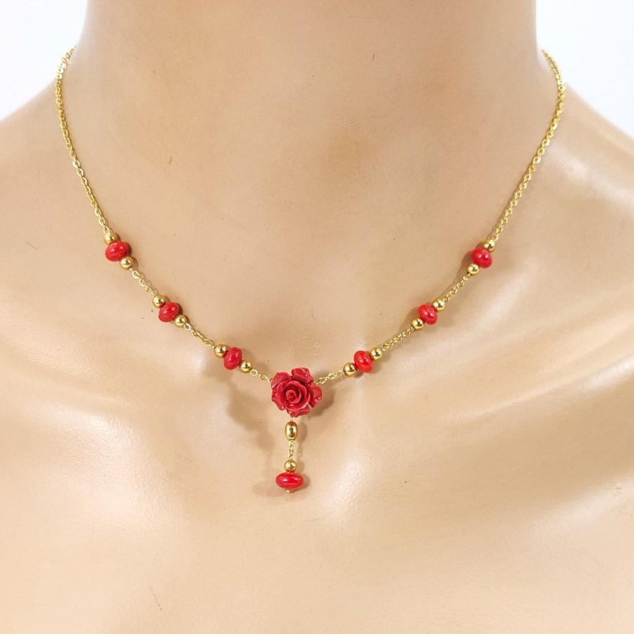 Colar gorgoniano rosa e vermelho