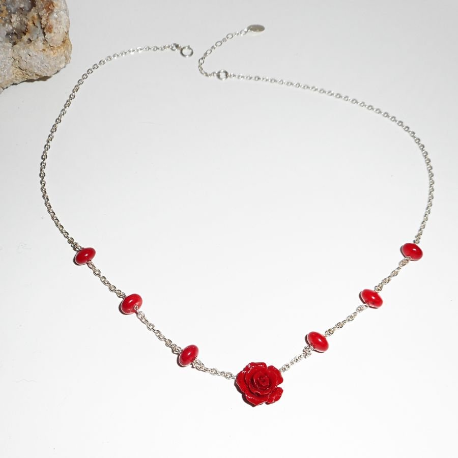 Colar gorgoniano rosa e vermelho em prata 925