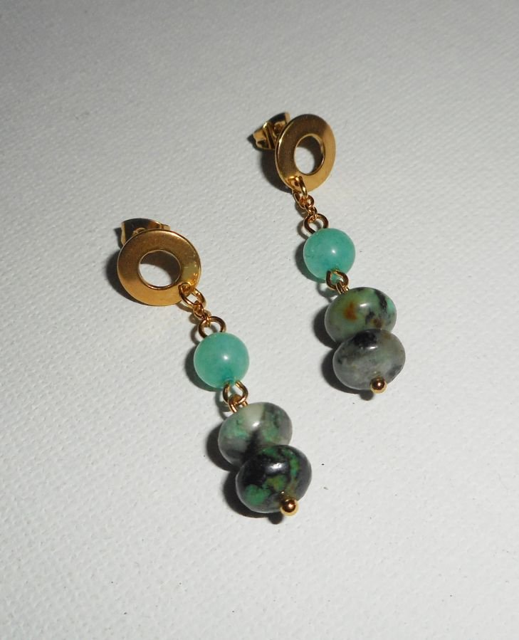 Conjunto de colar com pedras de jaspe verde com flores e pucks abalone de fila dupla