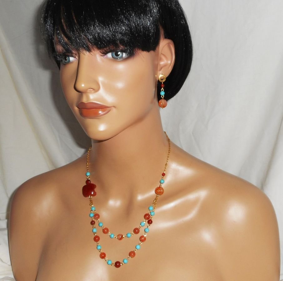 Colar de tartaruga com pedras carnelianas e turquesa 