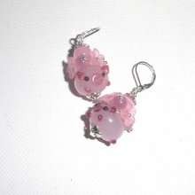 Brincos originais de flores cor-de-rosa com pérolas e porcos de vidro
