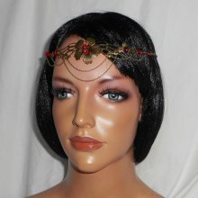 Tiara de bronze com contas de cristal vermelho boémio e desenho floral