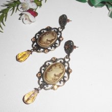 Brincos camuflados castanhos com cristal Swarovski