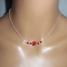 Colar rosa com gorgon vermelho sobre corrente de prata 925