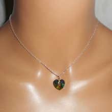 Pingente de coração de cristal Swarovski verde sobre corrente de prata 925