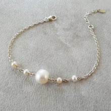 Pulseira de pérolas cultivadas em corrente de prata 925