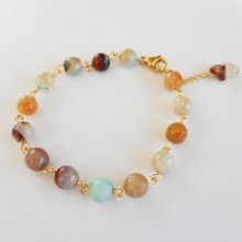 Pulseira com pedras de ágata facetadas multicoloridas