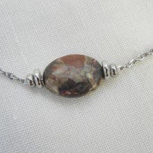 Colar solitário com pedra jaspe oval e contas de aço inoxidável