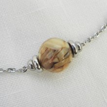 Colar solitário com madrepérola castanha e pérolas de aço inoxidável